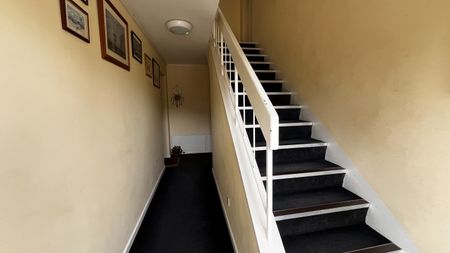 Purbeck Heights, 9 Mount Road, Poole, Dorset, BH14 - Photo 5