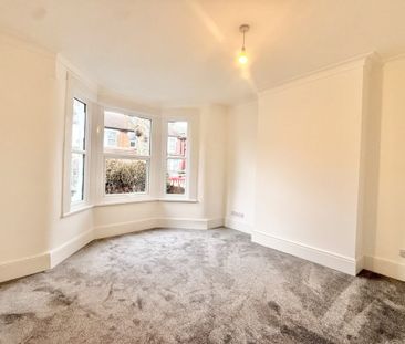 3 bed House Ruskin Avenue, E12 - Photo 2