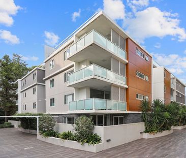 Two bedroom+study fully furnished LOFT with high ceiling and massiv... - Photo 5