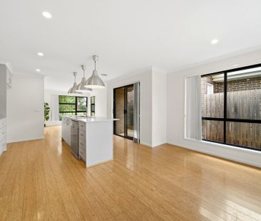 15 Leslie Dwyer Street, Forde ACT 2914 - House For Rent | Domain - Photo 3