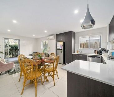 Town house - Dakabin (New) Unit 88 - Photo 1