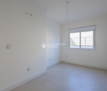 Casa com 3 quartos e 195m² para alugar em Jardim Itu, Porto Alegre. - Photo 5