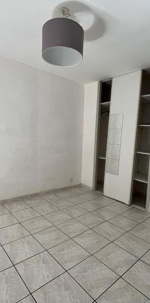 Location Appartement 2 pièces 35m² MARTIGUES 13500 - Photo 1
