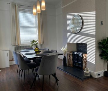 Terraced House to rent on - Photo 5