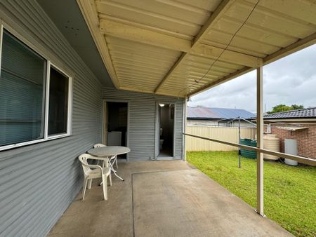 Well Presented Three Bedroom Home&excl; - Photo 3