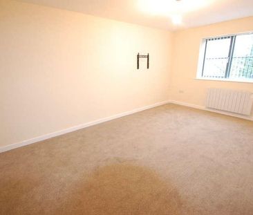 Horninglow Road North, Burton Upon Trent, DE13 - Photo 2