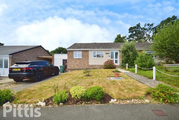 2 bedroom detached bungalow to rent - Photo 1