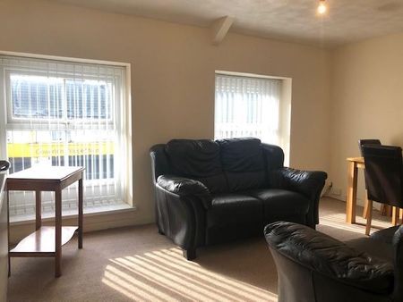 1 bedroom flat to rent - Photo 2