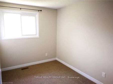 For Lease - 70 FIDDLERS GREEN Road Unit# 86, London North, Ontario - Photo 5