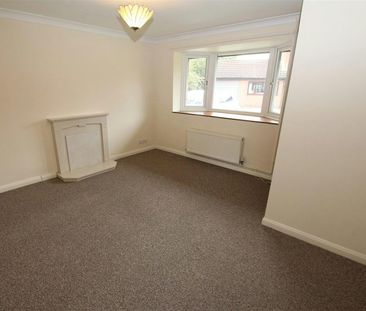 Oakdene Avenue, Bracebridge Heath, LN4 - Photo 1