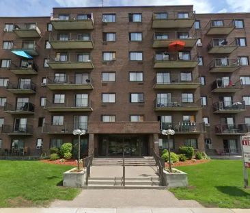 Thimens | 2700 Thiemens, Montreal - Photo 1