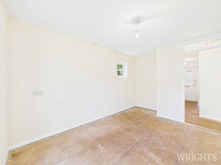 1 bedroom End Terraced Bungalow - Greenfields, South Drive, Cuffley - Photo 4