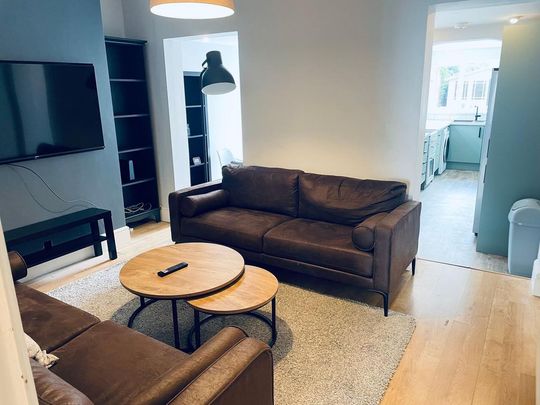 5 bedroom house to rent - Photo 1