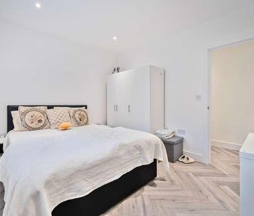 Trinity Place, Bexleyheath, DA6 - Photo 1