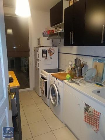 Location Appartement 3 pièces 60m² L ISLE JOURDAIN 32600 - Photo 4