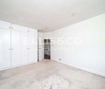4 bedroom apartment to rent - Photo 3
