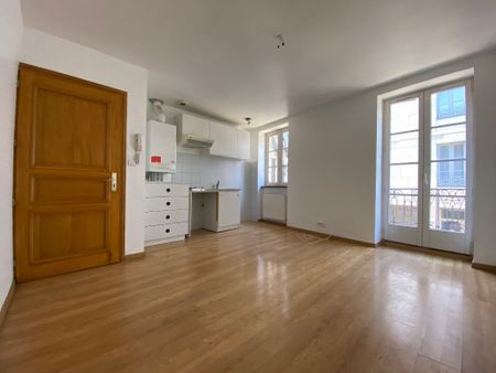 Location Appartement 1 pièce 27m² BESANCON 25000 - Photo 2