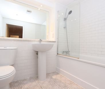 Room in a Shared Flat, Bevan Court, E3 - Photo 4