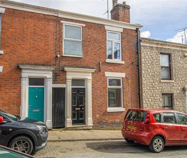 3 bedroom terraced house to rent - Photo 3