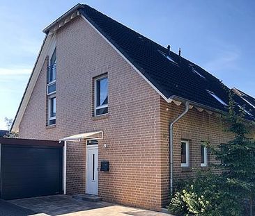 Gepflegte Doppelhaushälfte mit Garage und Garten-Sackgassenlage - Foto 1