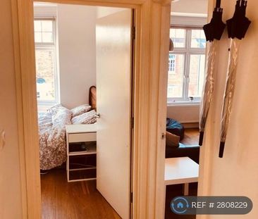 2 bedroom flat to rent - Photo 4