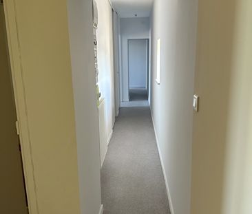 ROANNE - T4 - 85M² - Photo 3