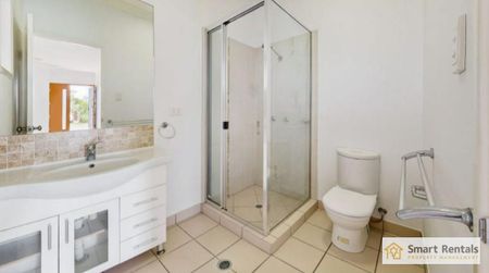 33 Timbury Way, Mount Louisa QLD 4814 - House For Rent | Domain - Photo 2