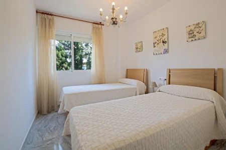 Marbella - Photo 2