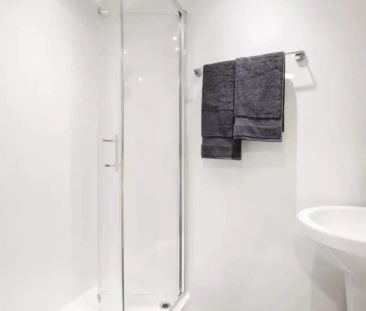 Bronze Studio - Photo 4