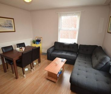 2 bedroom house share to rent - Photo 2