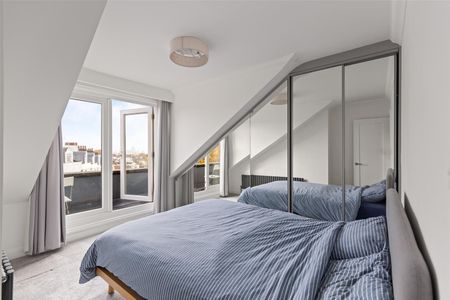 Belsize Crescent, Belsize Park, London - Photo 3