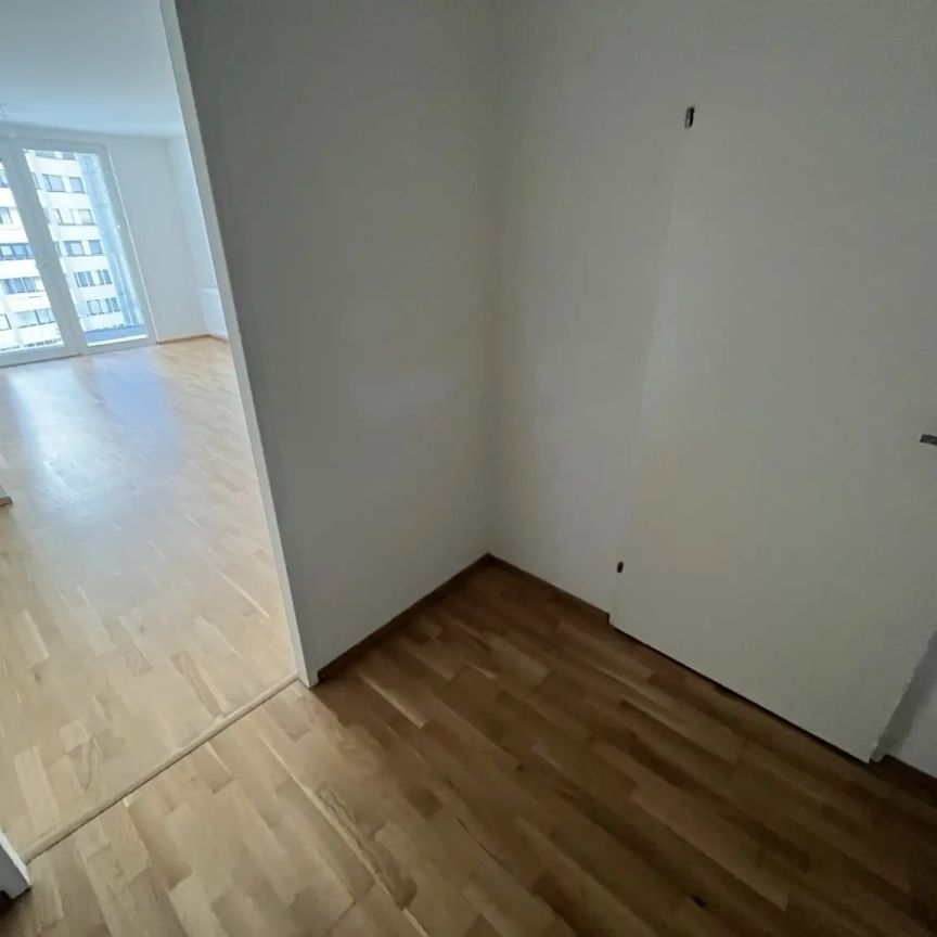 Moderne 2 Zimmer Wohnung mit Balkon - Photo 1