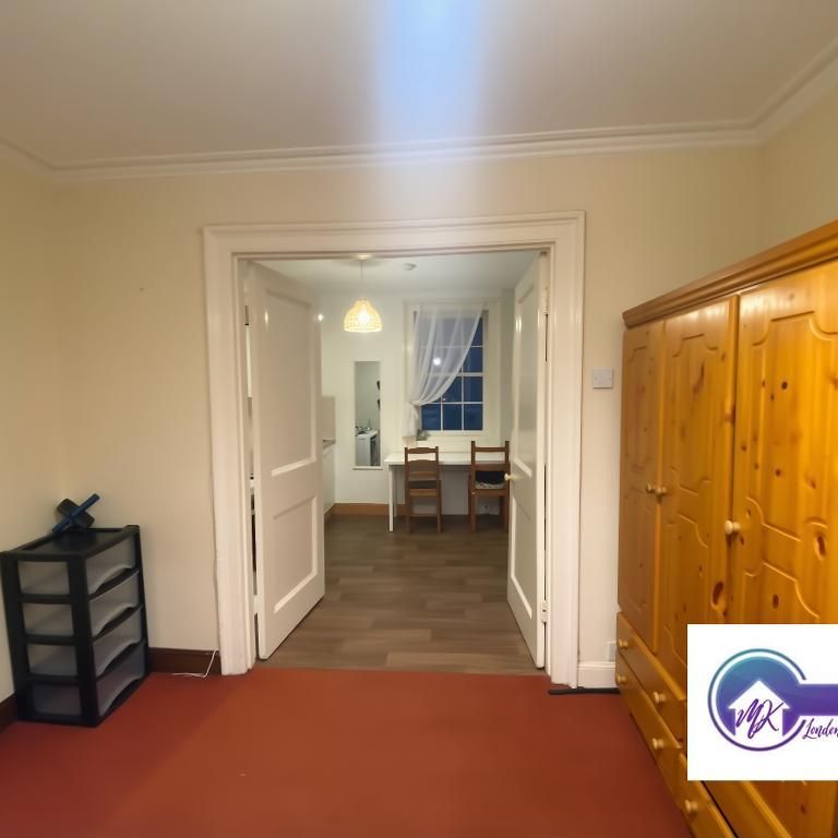 1 Bedroom Studio To Rent - Photo 1