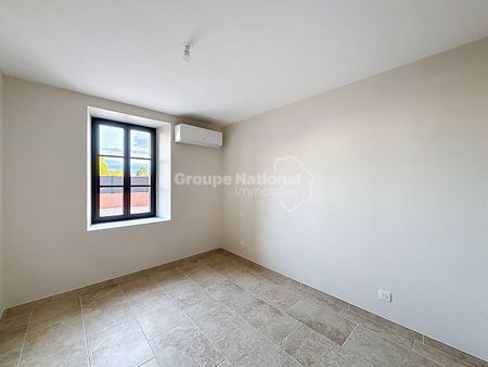 Maison 3 pièces avec cour, - Photo 2