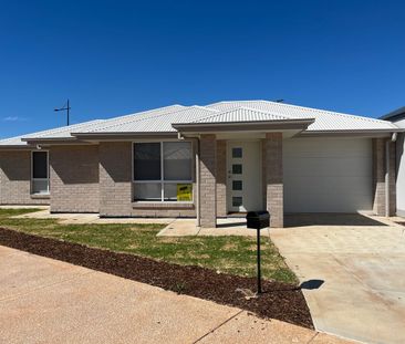 Brand New Family Home - Photo 4