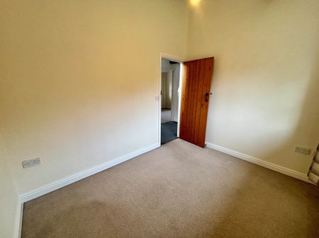 Winsford, Darnhall - Photo 5