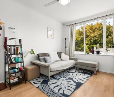 17/93 Glen Huntly Road, Elwood VIC 3184 - Apartment For Rent | Domain - Photo 2