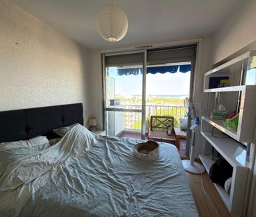 Location Appartement 2 pièces 51m² MARSEILLE 9ème - Photo 2