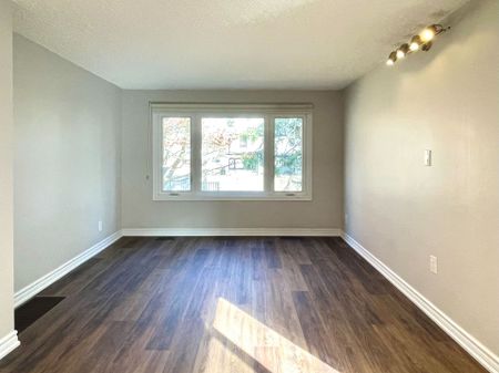 For Lease - 2081B Snow Crescent, Mississauga, Ontario - Photo 3