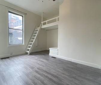 Loft style studio apartment - Photo 2