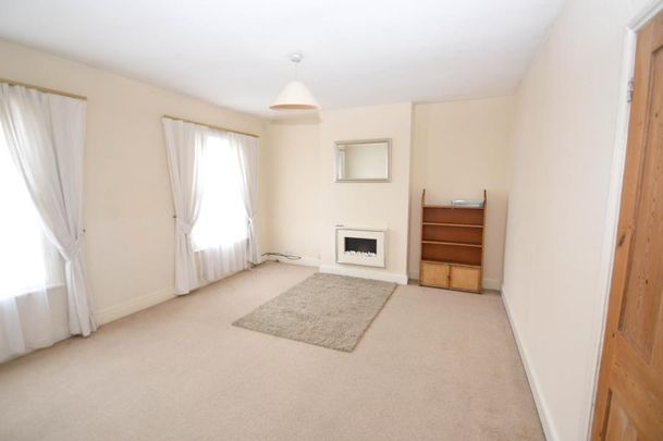 2 bedroom maisonette to rent - Photo 1