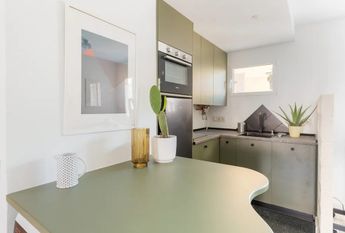 Calle de Gómez de Avellaneda, Madrid, Community of Madrid 28017