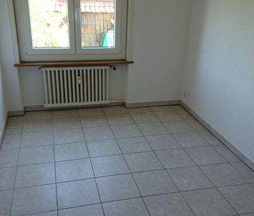 Ruhige 4.5-Zi. Wohnung im Grünen - Foto 4
