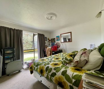 33 Yellowstone Crescent, Burwood - Photo 6