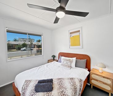 17A Blaxland Street, Golden Beach QLD 4551 - House For Rent | Domain - Photo 4