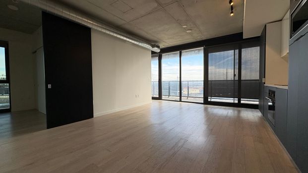 For Lease - 170 Bayview Avenue Unit# 817, Toronto, Ontario - Photo 1