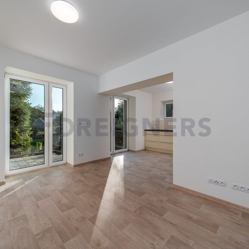 Apartment for rent, 3+kk - 2 bedrooms, 88m - Photo 1