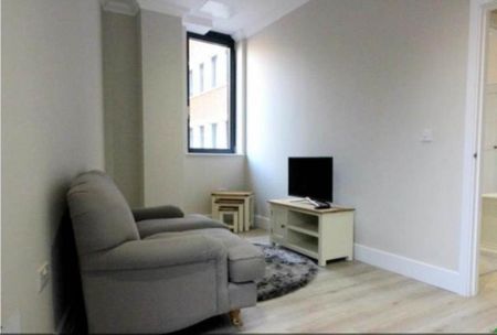 1 bedroom flat to rent - Photo 2