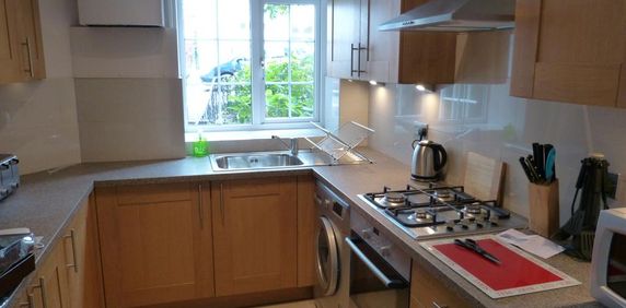 1 bedroom flat to rent - Photo 2