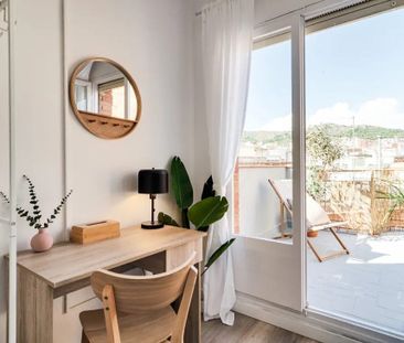 Passeig de Valldaura, Barcelona, Catalonia 08016 - Photo 2